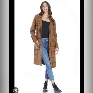 Boutique sweater coat size medium